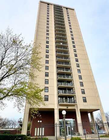 3001 S Michigan Avenue, Chicago, IL 60616