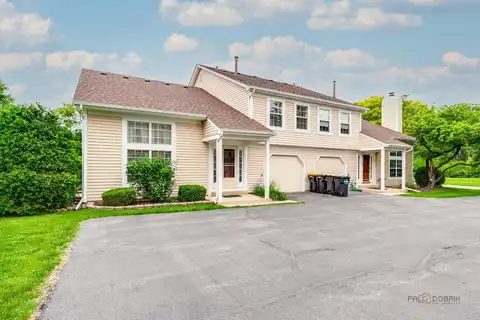373 Wisteria Drive, Streamwood, IL 60107