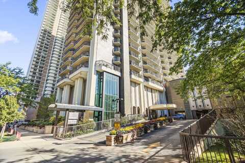 6007 N Sheridan Road, Chicago, IL 60660