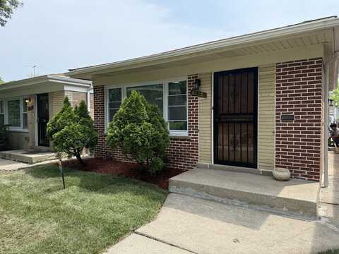 8225 S Wentworth Avenue, Chicago, IL 60620