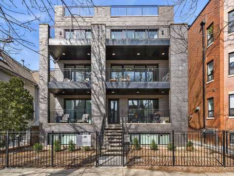 2422 W Lyndale Street, Chicago, IL 60647