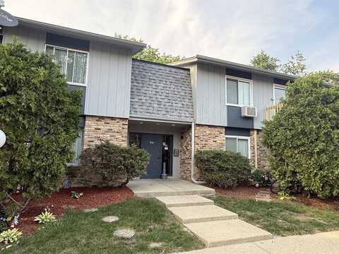 946 E Old Willow Road, Prospect Heights, IL 60070
