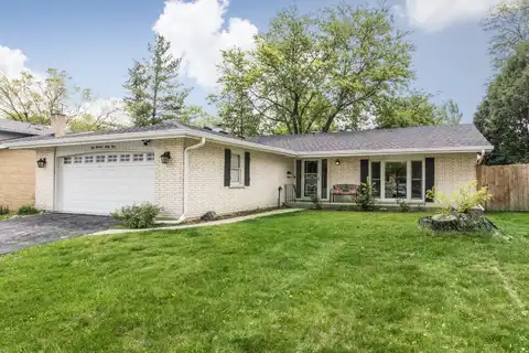 133 W King George Court, Palatine, IL 60067