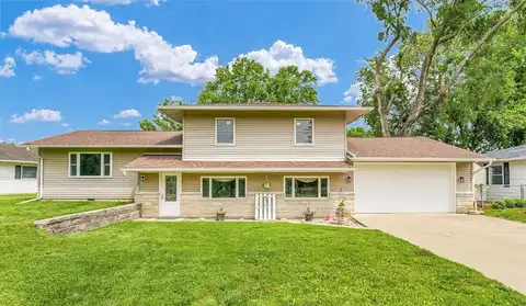 11 Penz Drive, Oakwood, IL 61858