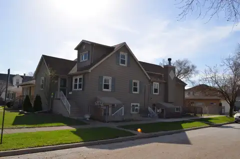 2655 W 97th Place, Evergreen Park, IL 60805