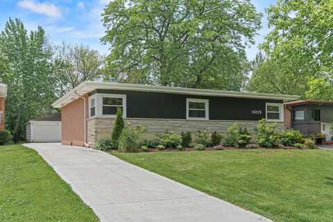 3019 Hartzell Street, Wilmette, IL 60091