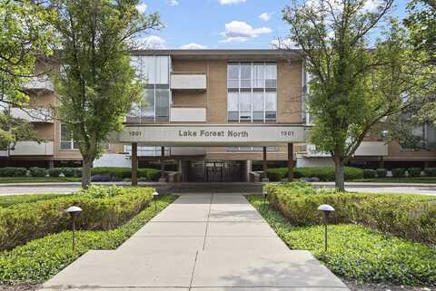 1301 N Western Avenue, Lake Forest, IL 60045