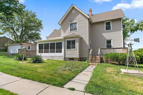 300 Stone Street, South Elgin, IL 60177