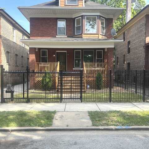 2627 E 74th Place, Chicago, IL 60649
