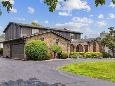 2s661 Avenue LaTours, Oak Brook, IL 60523
