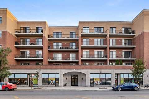 3125 W Fullerton Avenue, Chicago, IL 60647