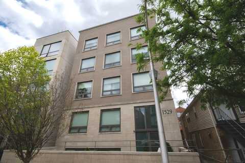 1529 W Chestnut Street, Chicago, IL 60642