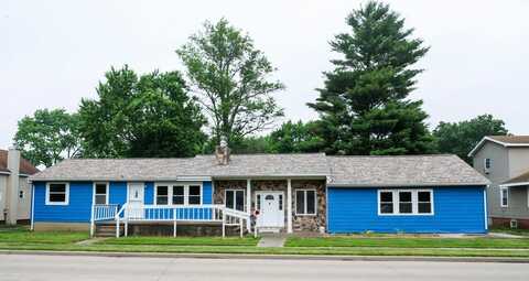 510 W Harrison Street, Villa Grove, IL 61956