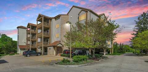 3801 Clubhouse Drive, Champaign, IL 61822