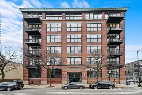 817 W Washington Boulevard, Chicago, IL 60607