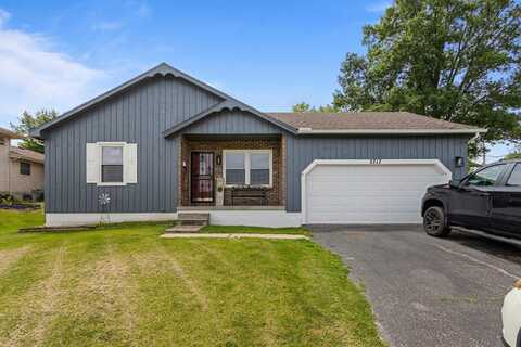 2717 E Main Street, Decatur, IL 62521