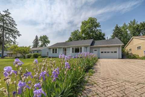 132 Tilton Park Avenue, DeKalb, IL 60115