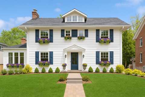 1423 Asbury Avenue, Winnetka, IL 60093