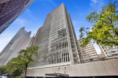200 E DELAWARE Place, Chicago, IL 60611