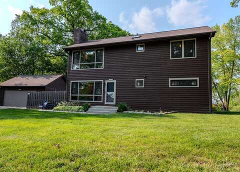 545 Delaware Drive, Lake In The Hills, IL 60156