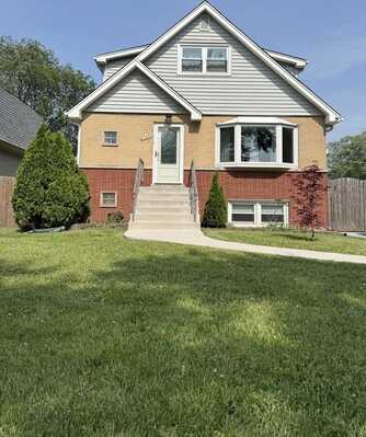 7743 Cronin Avenue, Justice, IL 60458