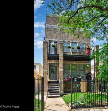4030 N California Avenue, Chicago, IL 60618