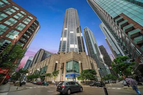 512 N Mcclurg Court, Chicago, IL 60611