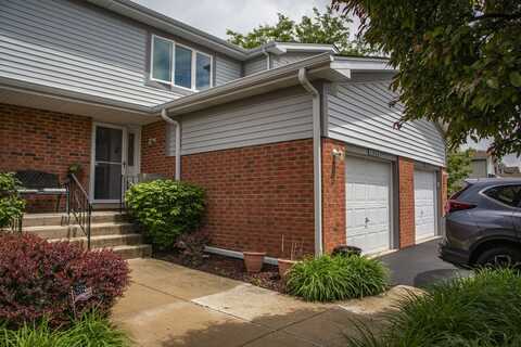 7902 160th Street, Tinley Park, IL 60477
