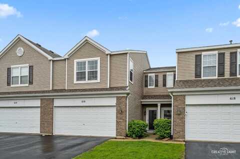 616 Springbrook Trail N, Oswego, IL 60543