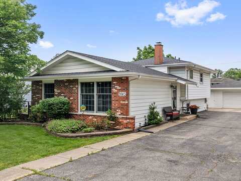 390 N Grace Street, Lombard, IL 60148