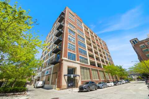 320 E 21st Street, Chicago, IL 60616
