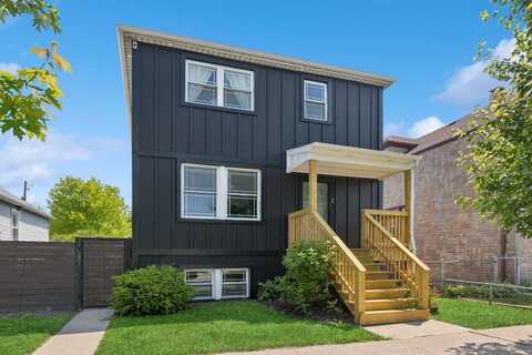 4825 W Ainslie Street, Chicago, IL 60630