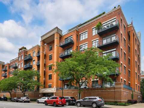 550 W Fulton Street, Chicago, IL 60661