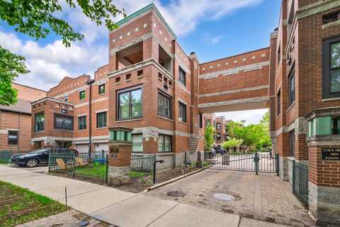 2720 N Greenview Avenue, Chicago, IL 60614