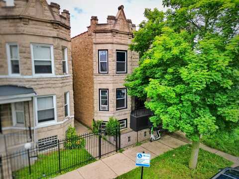 3316 W Flournoy Street, Chicago, IL 60624