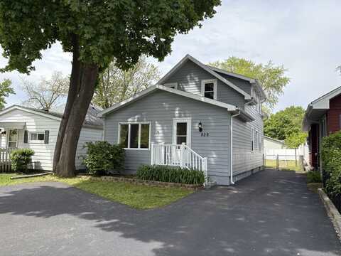 926 Park Avenue, Winthrop Harbor, IL 60096