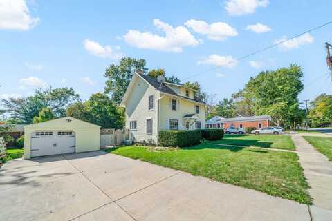 557 E Mckinley Street, Hinckley, IL 60520
