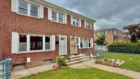 9344 Noel Avenue, Des Plaines, IL 60016