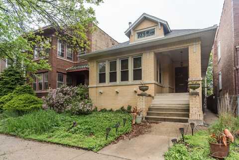 6613 N Ashland Avenue, Chicago, IL 60626