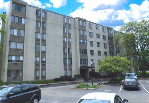 9740 S Pulaski Road, Oak Lawn, IL 60453