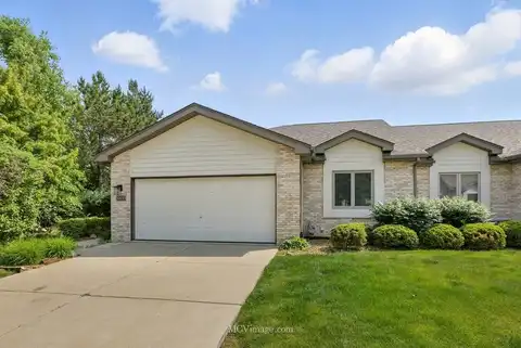10935 Barbs Way, Orland Park, IL 60467