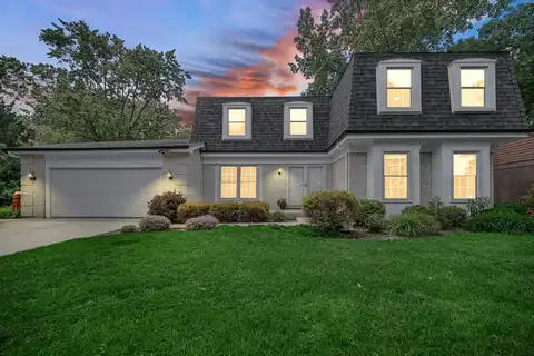 1320 WESSLING Drive, Northbrook, IL 60062
