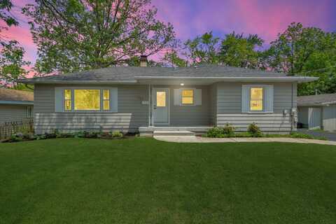 122 Tower Road, Barrington, IL 60010