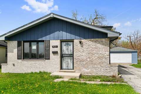 922 E 155th Street, Phoenix, IL 60426