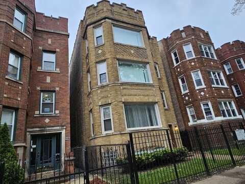 7719 S Essex Avenue, Chicago, IL 60649