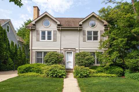 674 Foxdale Avenue, Winnetka, IL 60093