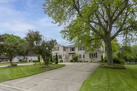 3745 Whirlaway Drive, Northbrook, IL 60062