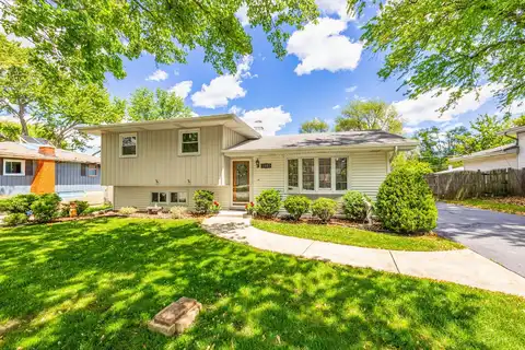 5805 Tennessee Avenue, Clarendon Hills, IL 60514