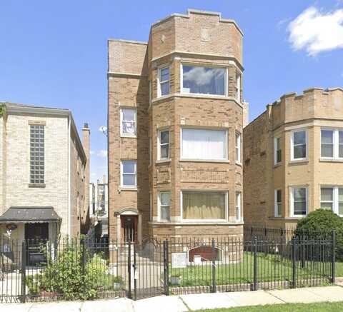 4826 W Henderson Street, Chicago, IL 60641