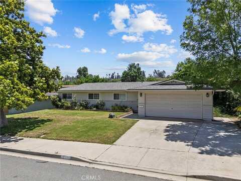 222 Phlox Avenue, Redlands, CA 92373